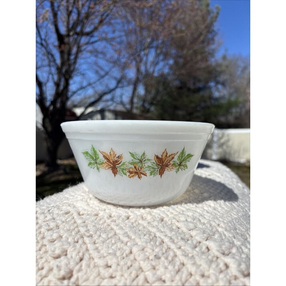 Vintage 7” Federal Nesting White Glass Maple Leaf Pattern Mixing Bowl Heat Proof